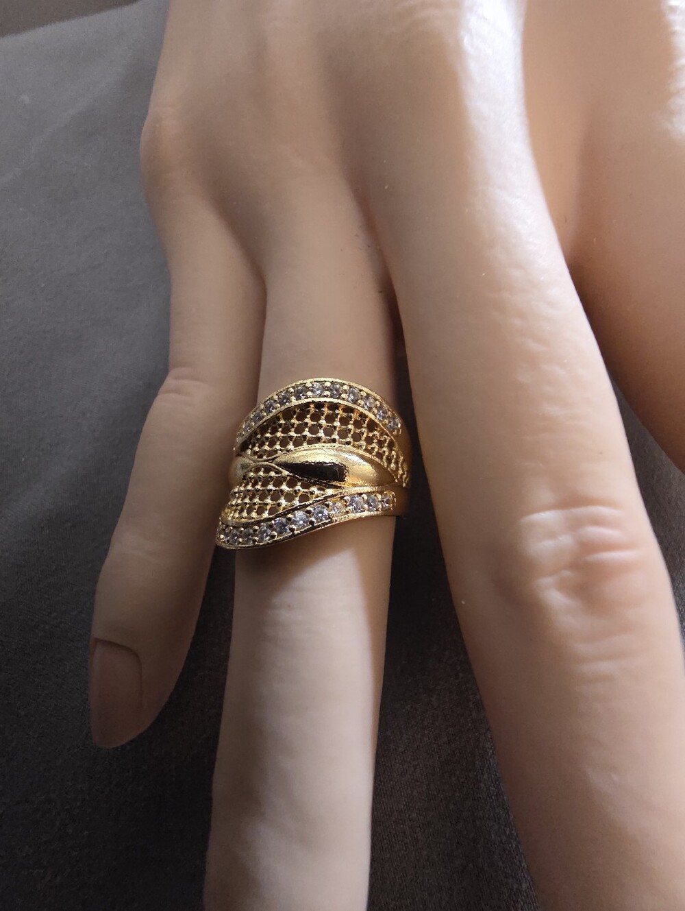 Gold Tone Crystal Statement Ring Tarnish Resistant Size 6